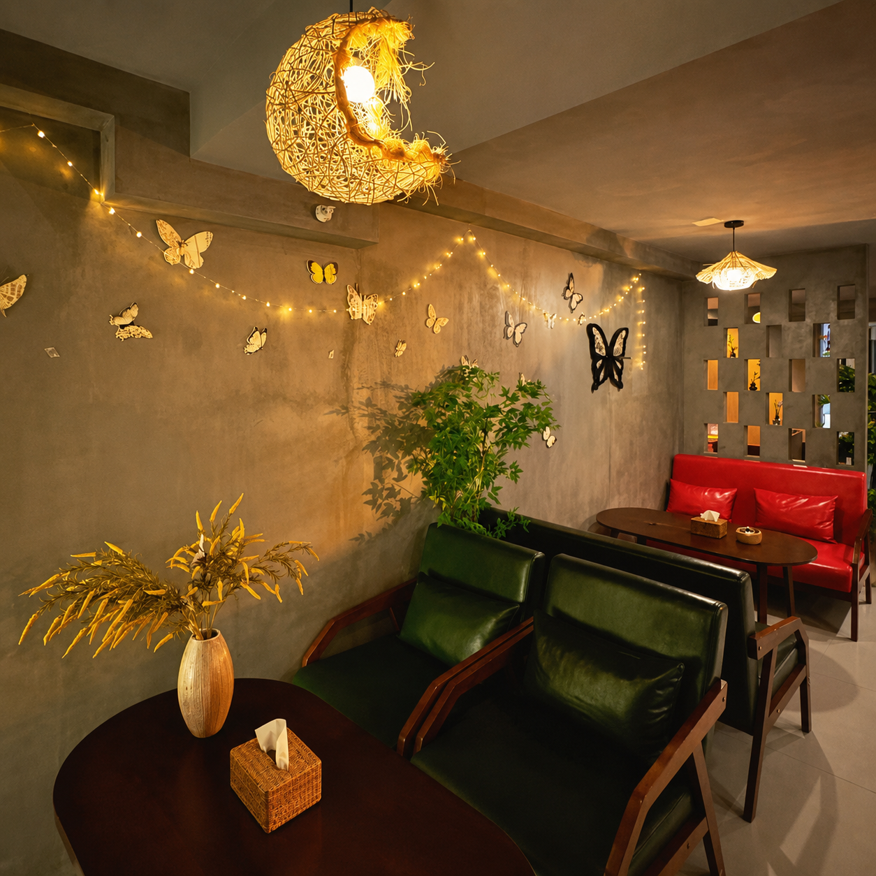 Rattan Crescent Pendant Light